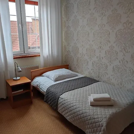 לינה וארוחת בוקר Wioletta 3*