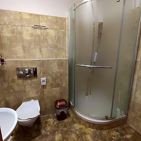Wioletta Oda ve Kahvaltı 3*